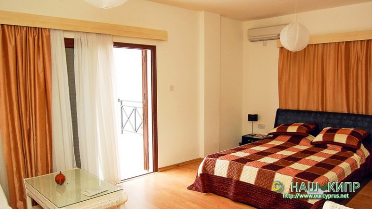 North Cyprus Villa in Tatlisu with 4 bedrooms and sea view £74,950