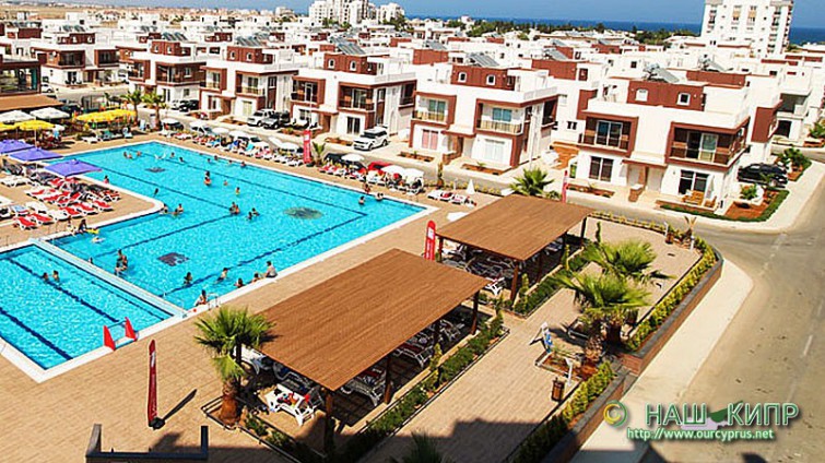 Two Bedroom Townhouse 2+1 Pearl Long Beach in North Cyprus £96,900