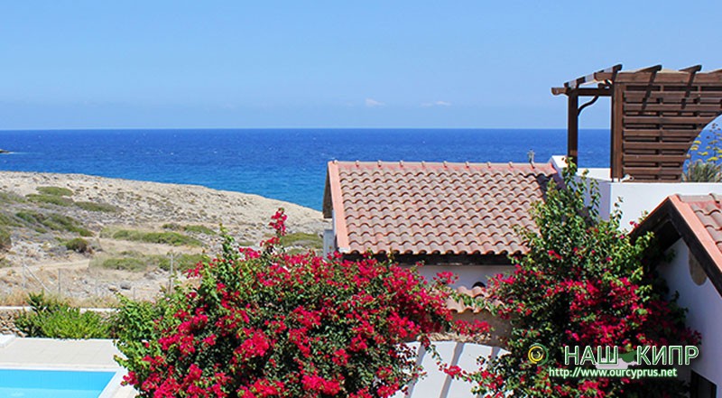 3-спаленный Бунгало с бассейном на Северном Кипре у моря £135,000